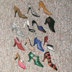Just the Right Shoe and Nostalgia miniature shoes